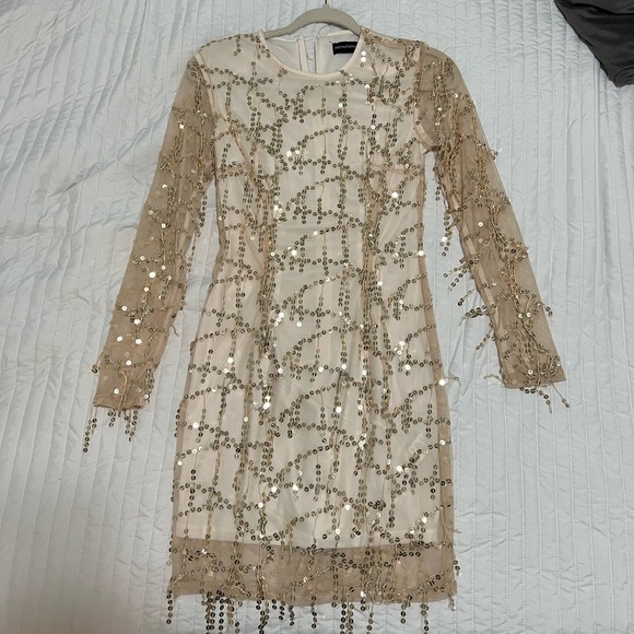 PrettyLittleThing | Dresses | Sequined Gold Mini Dress | Poshmark